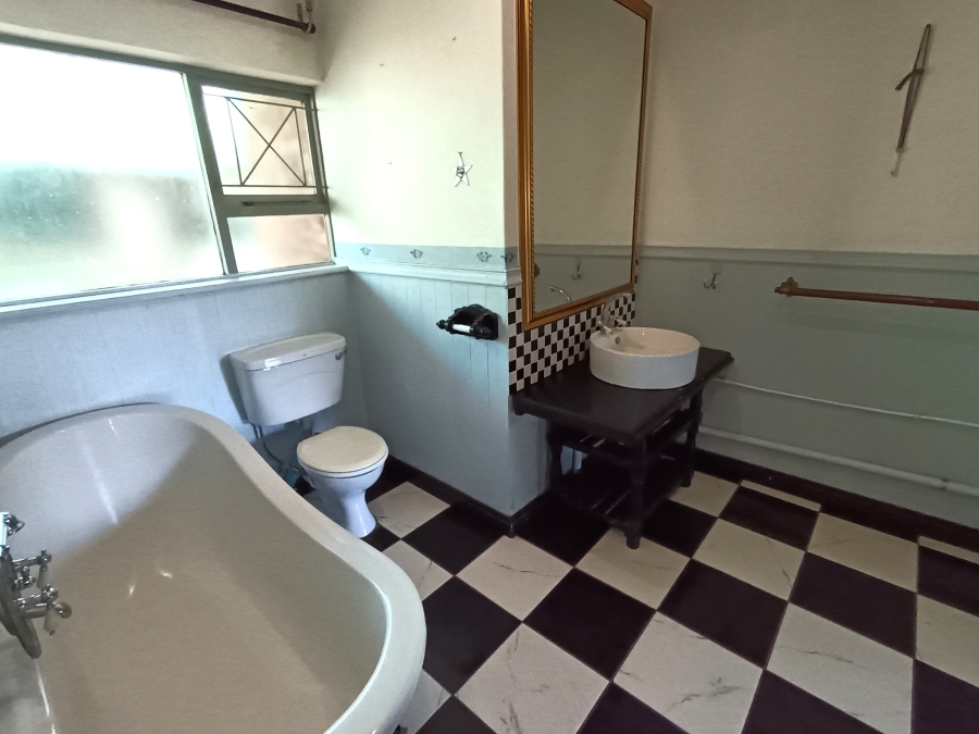 4 Bedroom Property for Sale in C Place Eastern Cape